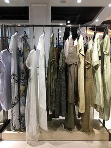 2018真絲高端貴氣連衣裙品牌專柜工廠貨源與一線品牌女裝尾單批發解析